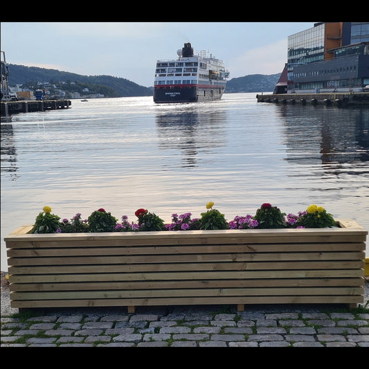 Blomsterkasse 250x 50x 50 cm